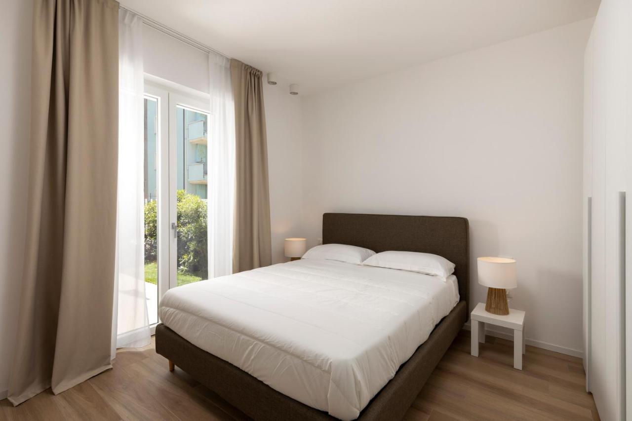 Aparthotel The Palm Riccione Exterior foto